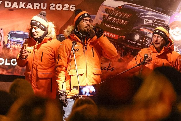 Hoši děkujeme! Vítěze letošního Dakaru přivítali v Sedlčanech se vší parádou