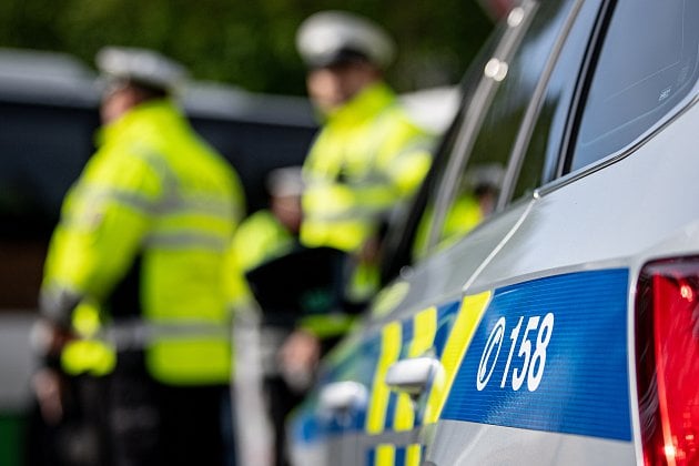 Ve středních Čechách loni chybělo přes pět set policistů. Odchází více mladých
