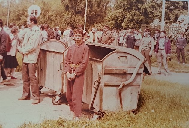 Vyšetřovatel Josef Doucha: Dav chtěl spartakiádního vraha Straku lynčovat