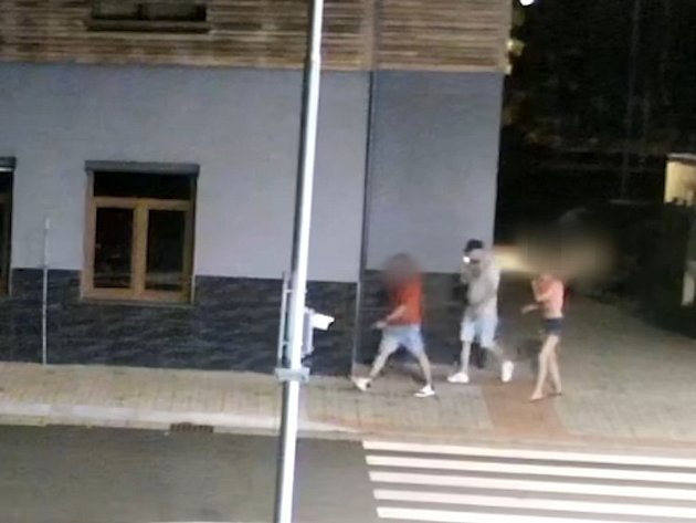 Sázavská tragédie: Tři měsíce v kómatu, pak smrt. Policie hledá očitého svědka