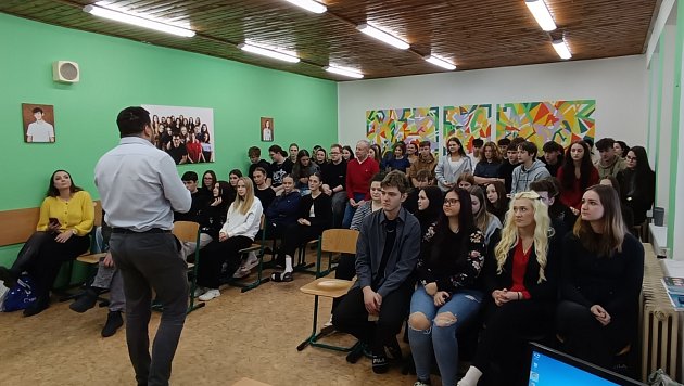 Také žáci z OA Vlašim se stali vyslanci Evropského parlamentu