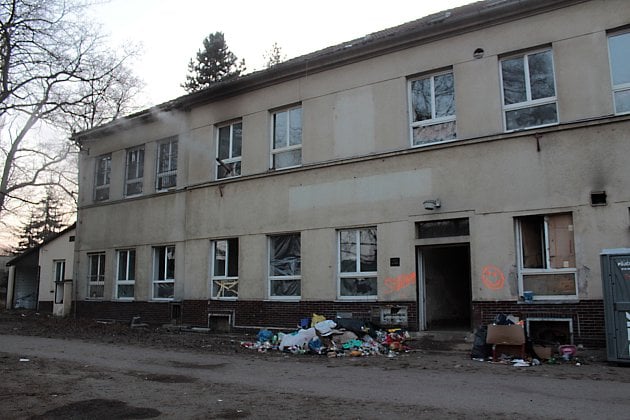 Jídelna důstojníků půjde co nevidět k zemi, ubikaci mužstva to čeká asi také
