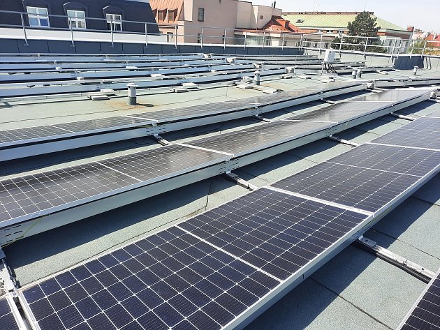 Zateplování i fotovoltaika. Středočeské školy čeká energetická revoluce