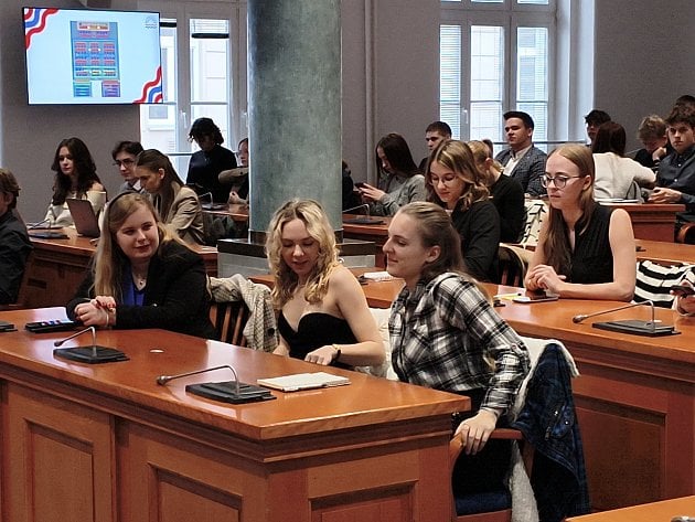 Středočeský studentský parlament zahájil činnost. Chce posílit hlas studentů