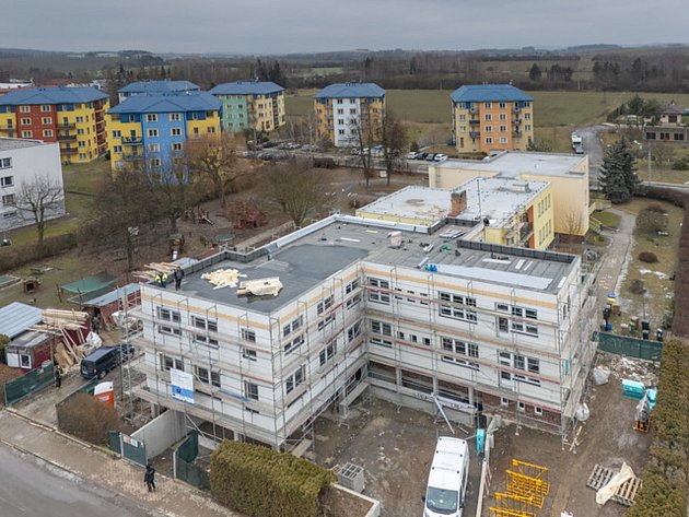 Rozšíření a přístavba školky v Bystřici finišuje. Dokončena má být v dubnu