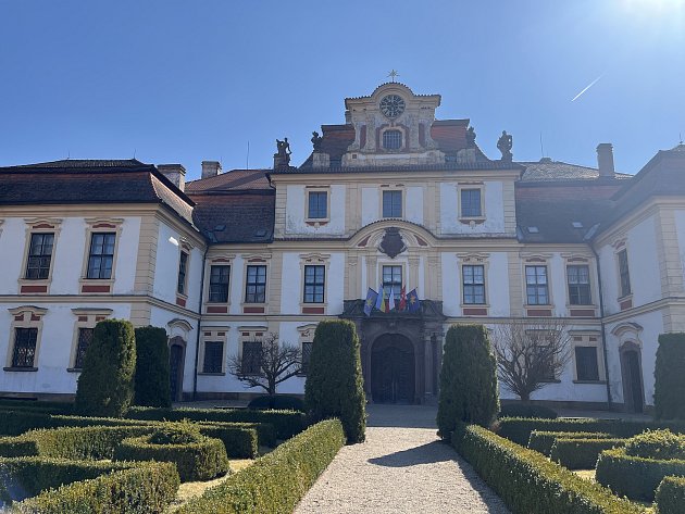Hrabě Sternberg chce na Jemništi lavičku Václava Havla. Jde o poctu prezidentovi