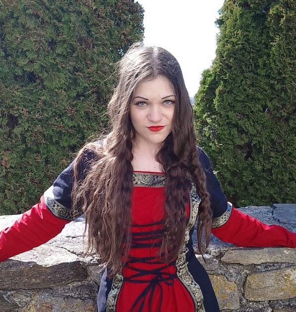 Sedmnáctiletá spisovatelka z Benešovska vydává už čtvrtý román, píše od dětství